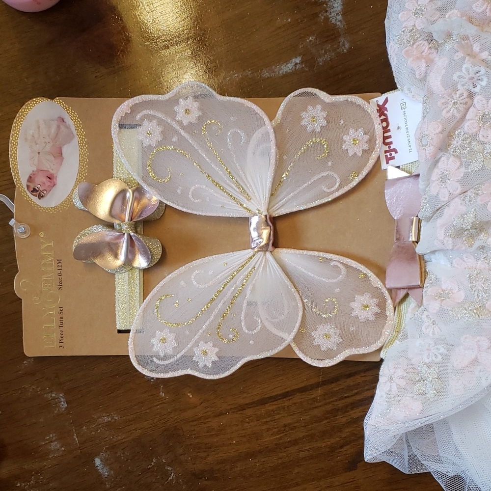 Newborn photo outfit